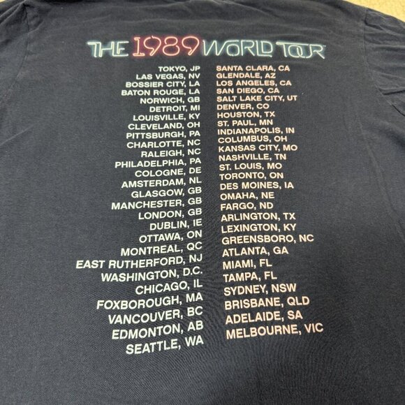 TAYLOR SWIFT The 1989 World Tour Concert T Shirt Size M Top Double Sided Tee - Picture 4 of 5